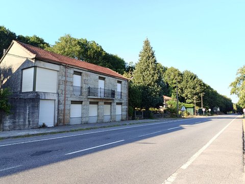 First photo of the property
