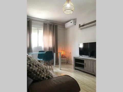 Fotografía del inmueble reportado: 600 €/mes — Almería, Almería