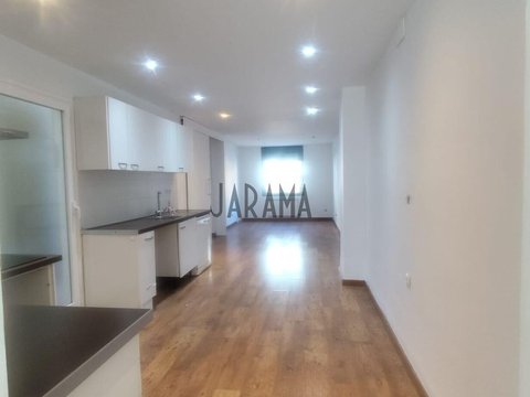 First photo of the property