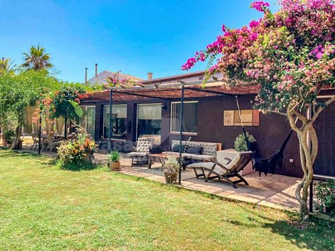 4-bedroom freehold villa in Ciutadella — photo 1 of 5