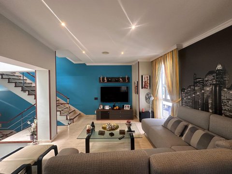 3-bedroom freehold villa in Las Palmas de Gran Canaria — photo 1 of 5