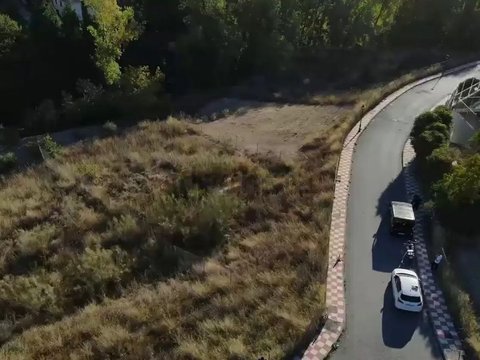 First photo of the property