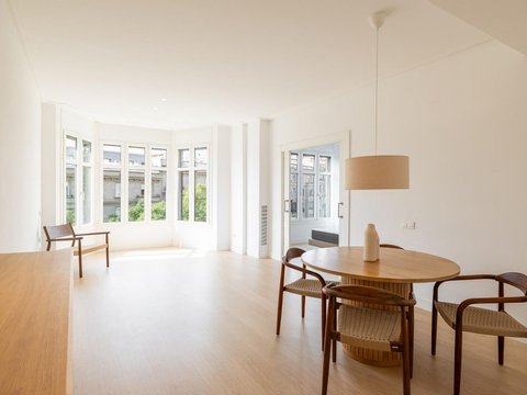 First photo of the property