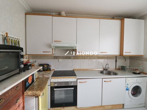 First photo of the property