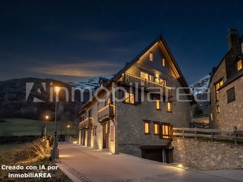 First photo of the property