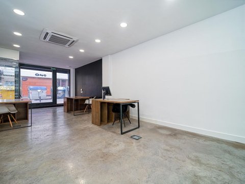 First photo of the property