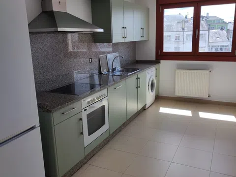 Fotografía del inmueble reportado: 865 €/mes — Lugo, Lugo