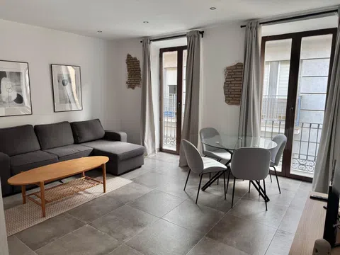 Fotografía del inmueble reportado: 800 €/mes — Granada, Granada