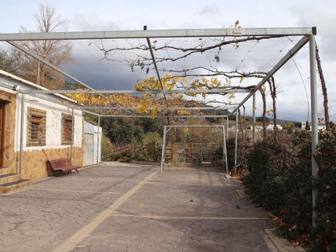 First photo of the property