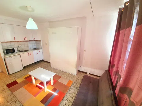 Fotografía del inmueble reportado: 625 €/mes — Girona, Girona
