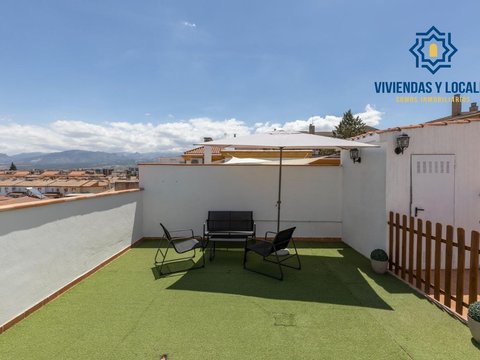 First photo of the property
