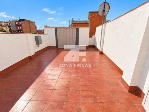 First photo of the property