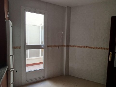 First photo of the property