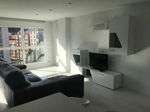 Fotografía del inmueble reportado: 1.500 €/mes — Burgos, Burgos