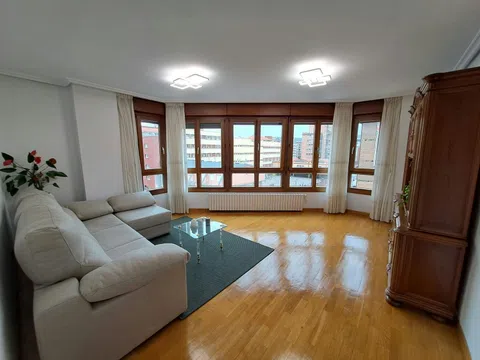 Fotografía del inmueble reportado: 1.100 €/mes — Asturias, Asturias