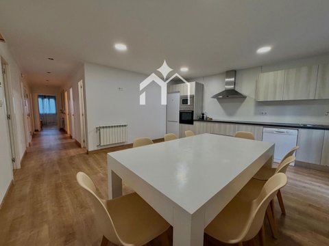 First photo of the property