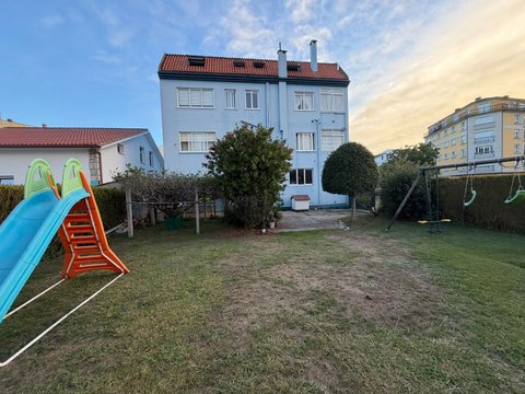 First photo of the property