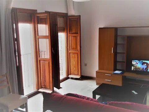 Fotografía del inmueble reportado: 750 €/mes — Granada, Granada