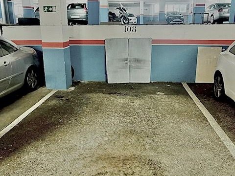 Перша фотографія об’єкта нерухомості