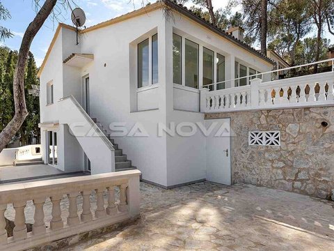2-bedroom freehold villa in Calvià — photo 1 of 5