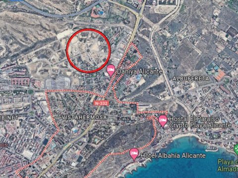 Första bild på fastigheten