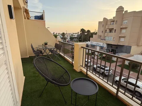 Fotografía del inmueble reportado: 2.250 €/mes — Almería, Almería