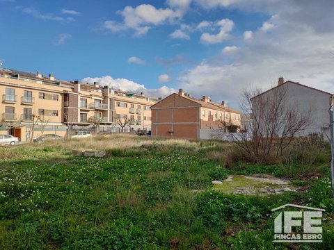 Перша фотографія об’єкта нерухомості