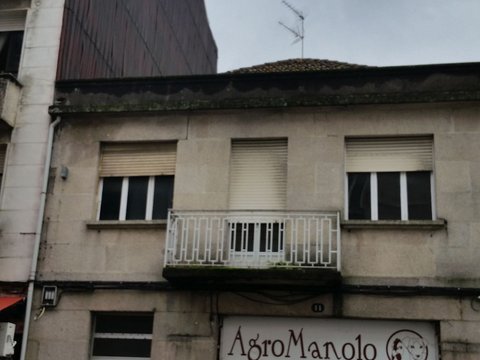 First photo of the property