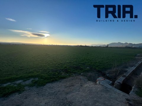 First photo of the property