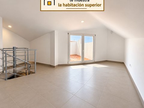 First photo of the property