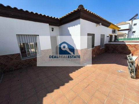First photo of the property