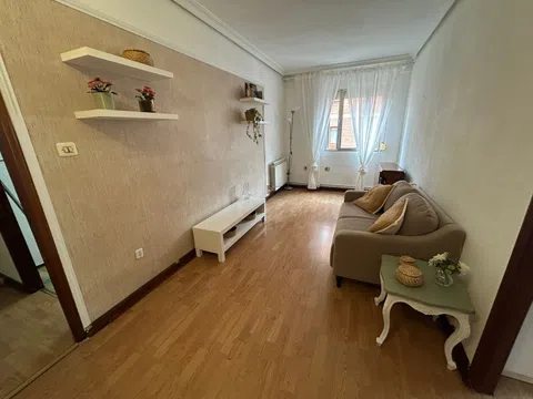 Fotografía del inmueble reportado: 800 €/mes — Valladolid, Valladolid