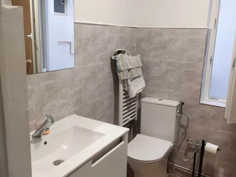 Fotografía del inmueble reportado: 800 €/mes — León, León