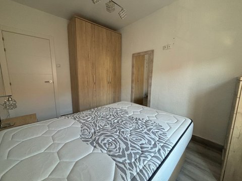 First photo of the property