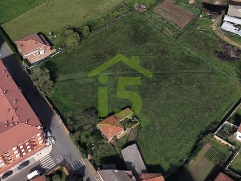 Перша фотографія об’єкта нерухомості