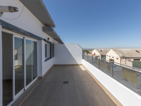 First photo of the property