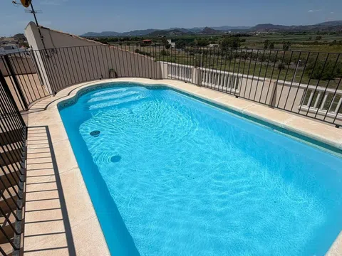 Fotografía del inmueble reportado: 2.300 €/mes — Castellón, Castellón