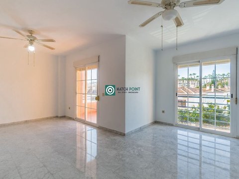 First photo of the property