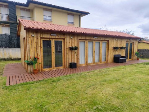 First photo of the property