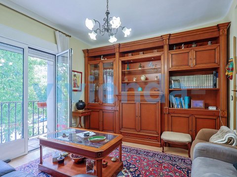 Перша фотографія об’єкта нерухомості