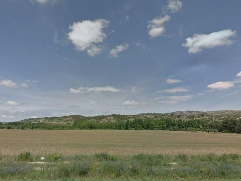 First photo of the property