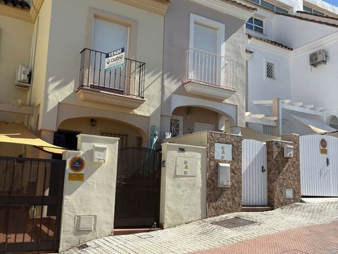 First photo of the property