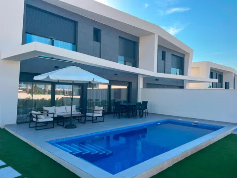 Fotografía del inmueble reportado: 2.500 €/mes — Alicante, Alicante