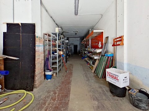 First photo of the property
