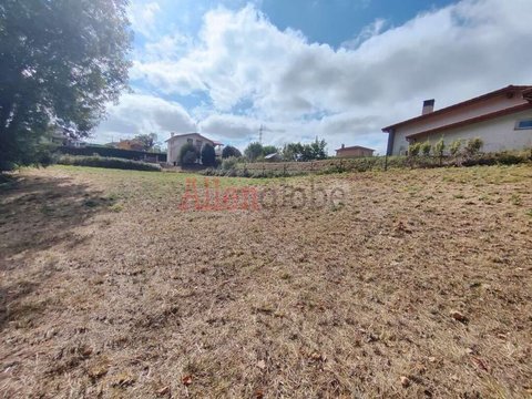 First photo of the property