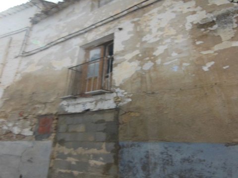 First photo of the property