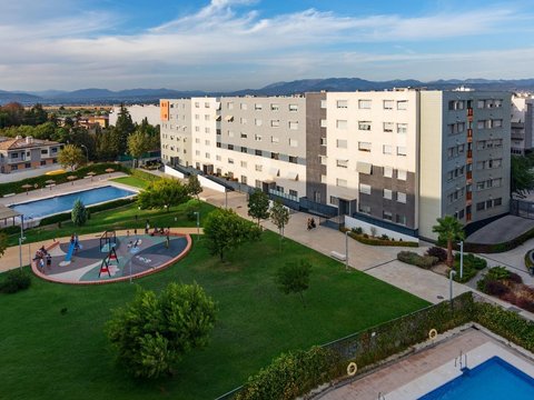 Перша фотографія об’єкта нерухомості