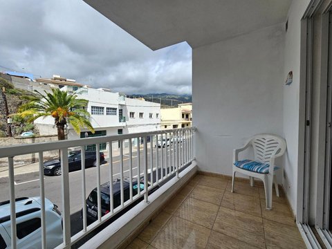 First photo of the property