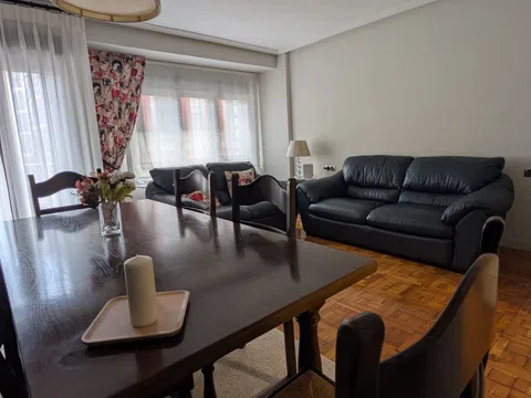 Fotografía del inmueble reportado: 950 €/mes — Gijón, Gijón