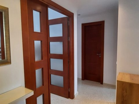 Перша фотографія об’єкта нерухомості